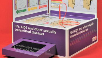 Info-Aufsteller über HIV/Aids | © Caritas München und Oberbayern